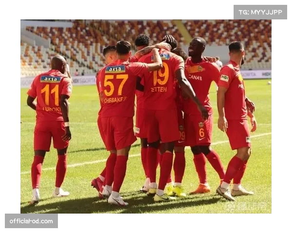 土超保级区形势严峻 卡拉古姆克积8分垫底面临巨大压力